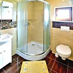 בית נופש Spacious Homes With Terraces,