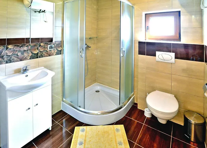 Дом отдыха Spacious Homes With Terraces,